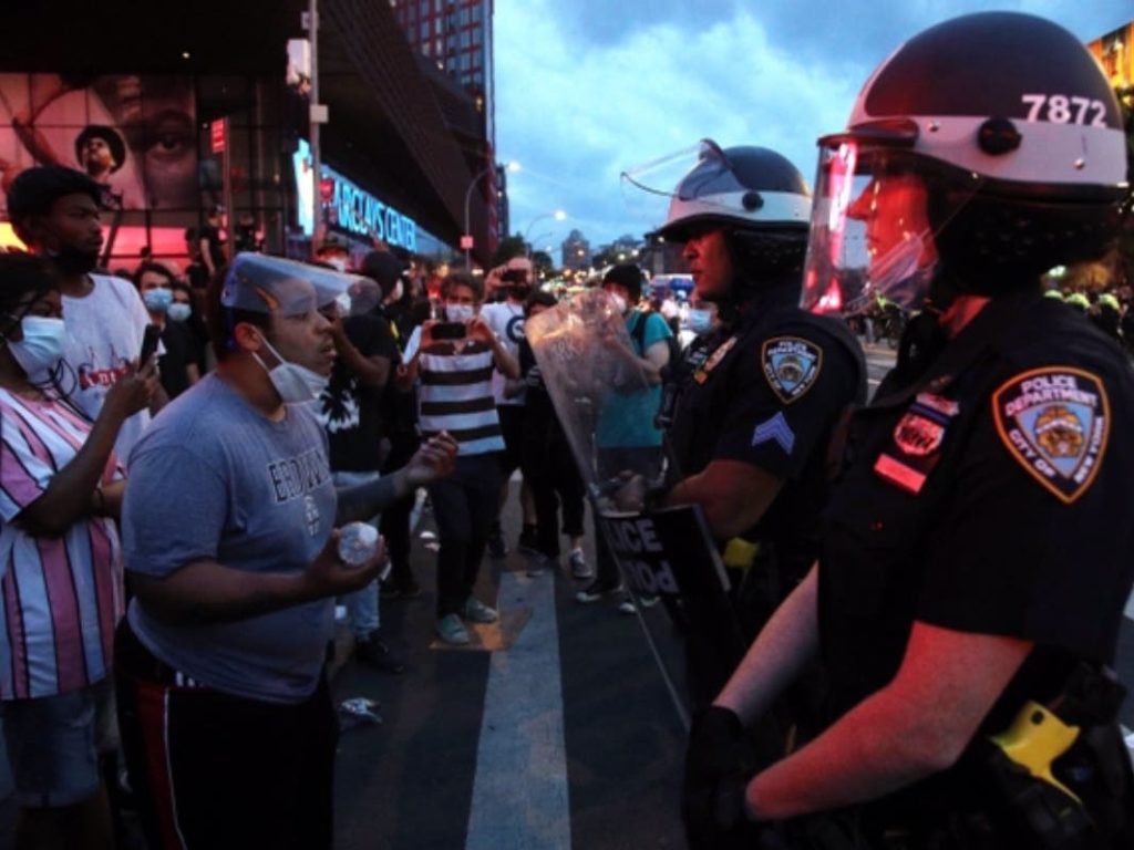 nypd-used-instagram-to-stalk-blm-protester,-lawsuit-says
