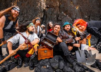 lagerstein-invite-mates-for-twitch-stream-party