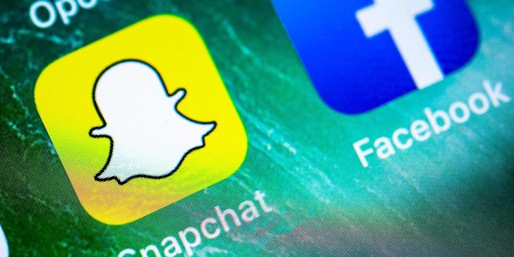 snap-stocks-crash-after-ad-revenue-woes,-facebook-and-alphabet-pulled-down-with-it