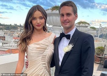 snapchat-founder-loses-600m-as-shares-plummet-–-todayuknews