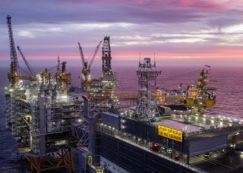 oil-prices-set-for-first-weekly-drop-since-august-as-supply-concerns-ease-–-cnbc