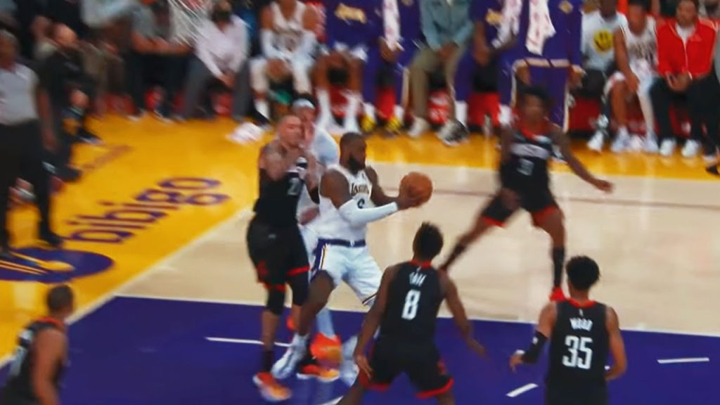 lebron-makes-spinning-no-look-shot-after-the-whistle-–-youtube