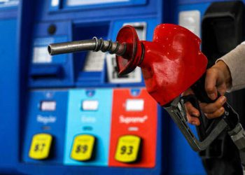 oil-falls-after-china-releases-reserves-of-gasoline,-diesel-–-cnbc
