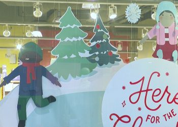 tis-the-season?-twitter-poll-finds-majority-against-christmas-decorations-in-early-…
