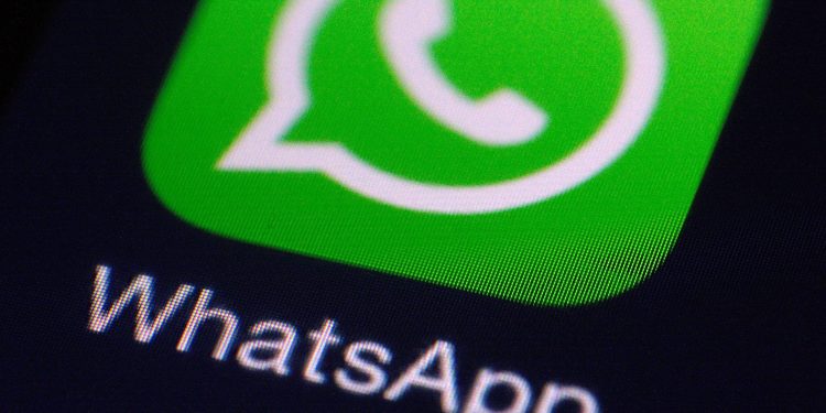whatsapp-testing-new-pip-mode-on-iphone,-longer-time-for-'delete-for-everyone'-–-pocketnow