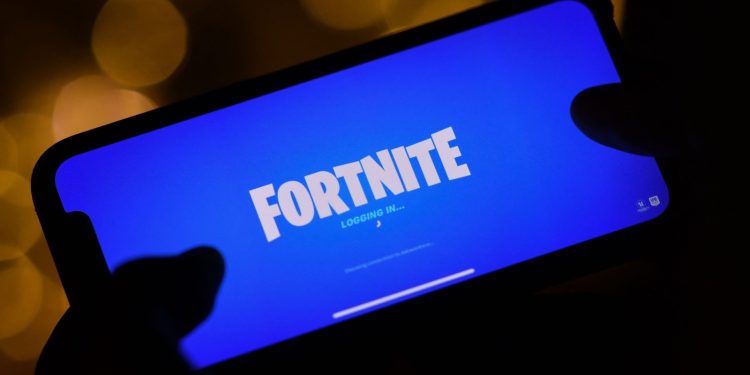 fortnite-bans-itself-from-china,-yahoo-follows-in-linkedin's-footsteps-–-ht-tech