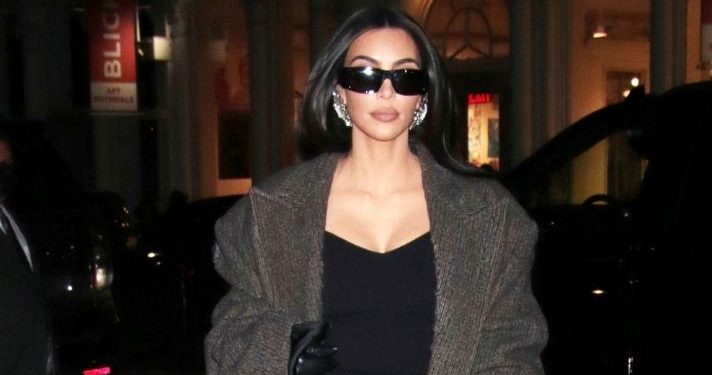 kim-kardashian's-new-waist-length-hair-is-so-shiny-–-stylecaster