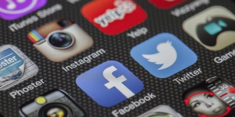 wa-teacher-deregistered-after-messaging-female-students-while-concealing-identity-|-the-…