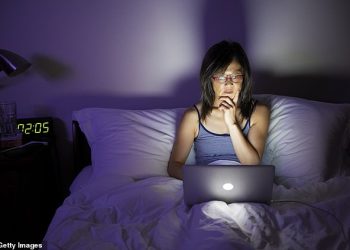 facebook-researchers-found-1-in-8-users-addicted-to-app-damaging-their-work,-relationships-…