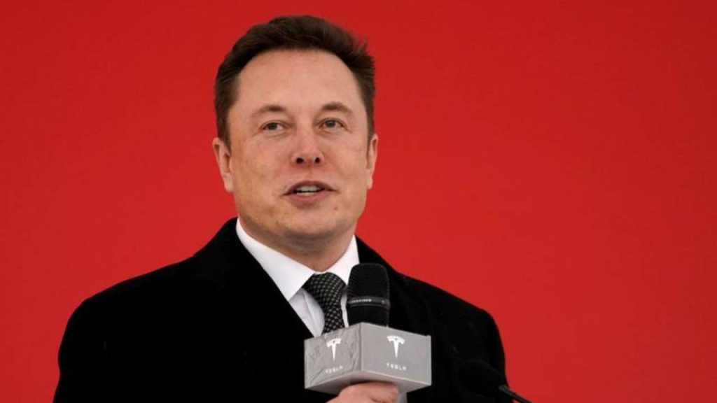 elon-musk-asks-twitter-if-he-should-sell-his-tesla-stocks-worth-usd-21-billion-–-here's-why