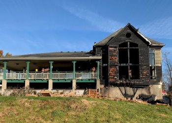 fire-rips-through-former-river-road-golf-course-clubhouse-–-ctv-news-london