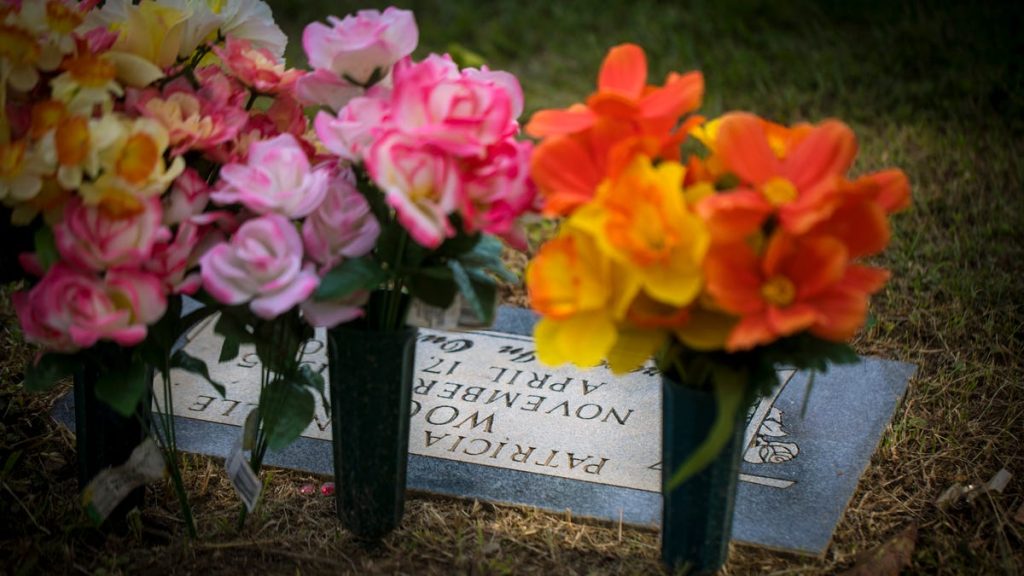 join-us-thursday-for-a-facebook-live-conversation-on-domestic-violence-–-cincinnati-enquirer