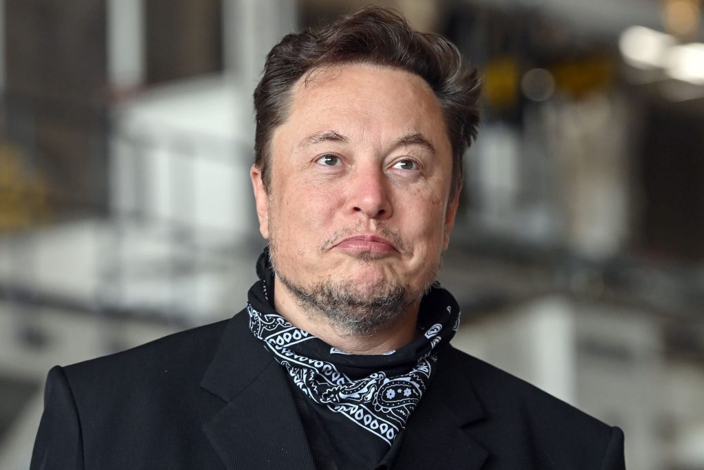 tesla-shares-slide-5%-after-elon-musk-proposes-selling-10%-of-his-stock-in-a-twitter-poll-–-cnbc
