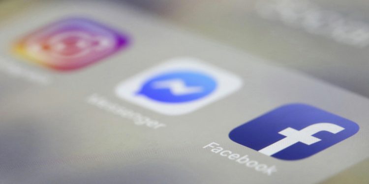 facebook-scraps-ad-targeting-based-on-politics,-race-and-other-'sensitive'-topics-–-npr