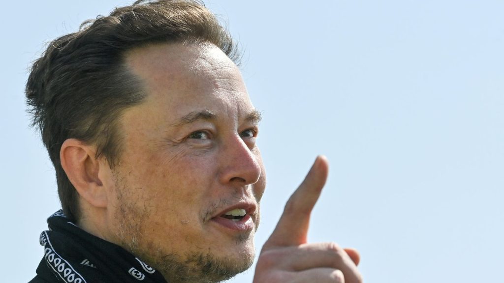 elon-musk-sells-tesla-stock-worth-$5bn-after-promising-to-abide-by-twitter-poll-–-sky-news