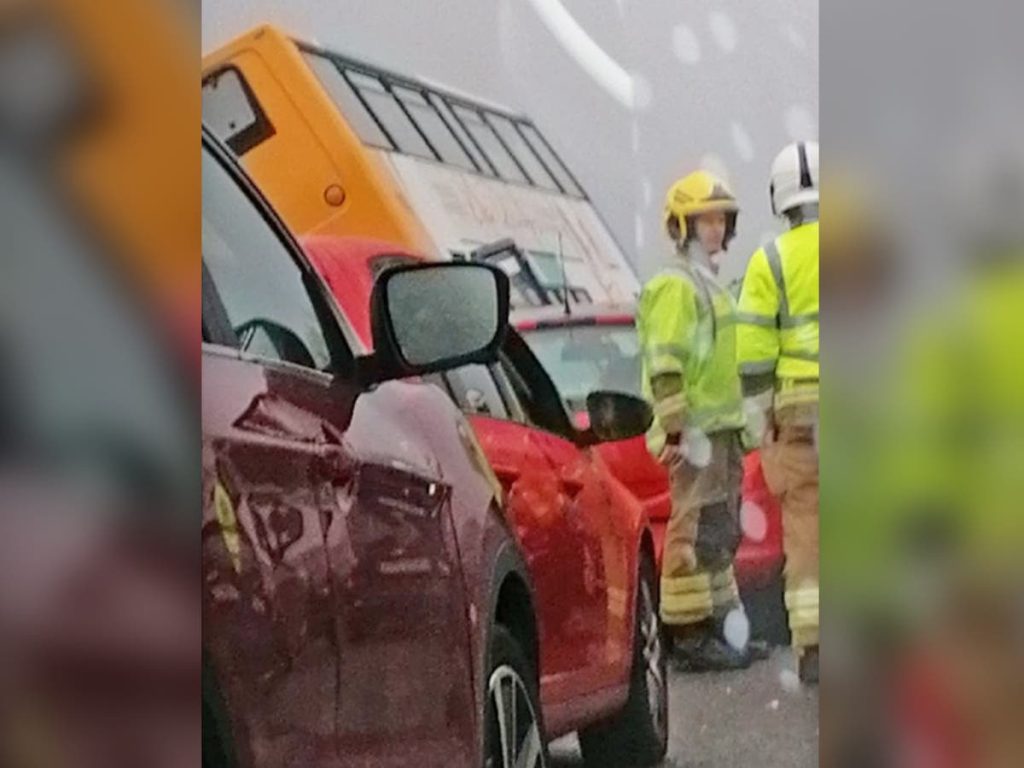 school-bus-carrying-dozens-of-children-overturns-in-lincolnshire-–-the-independent