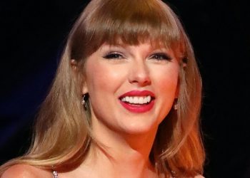 taylor-swift's-“babe”-teaser-on-tumblr-is-everything-–-elite-daily