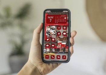 aesthetic-christmas-snapchat-icon-for-iphone-free-download-–-considering-apple