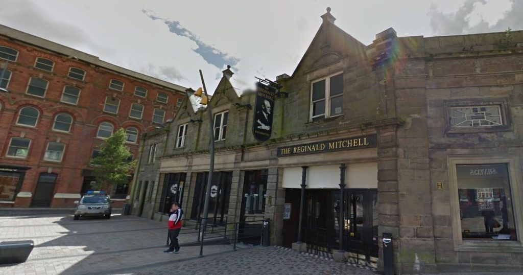 woman,-19,-in-'cat-fight'-with-teenage-girl-in-wetherspoons-toilets-after-snapchat-row-–-the-mirror