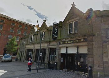 woman,-19,-in-'cat-fight'-with-teenage-girl-in-wetherspoons-toilets-after-snapchat-row-–-the-mirror