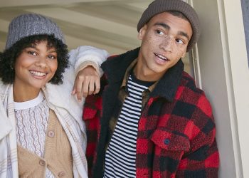 the-power-of-the-tiktok-holiday-gift-guide-–-glossy.co