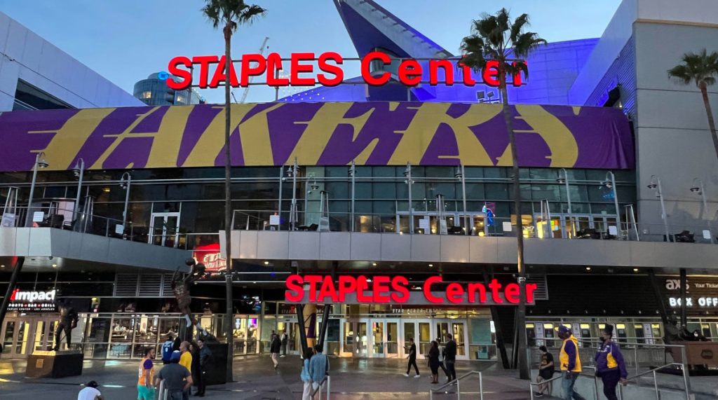twitter-trolls-staples-center's-reported-new-name-–-sports-illustrated