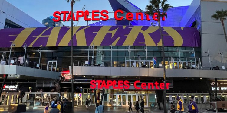 twitter-trolls-staples-center's-reported-new-name-–-sports-illustrated