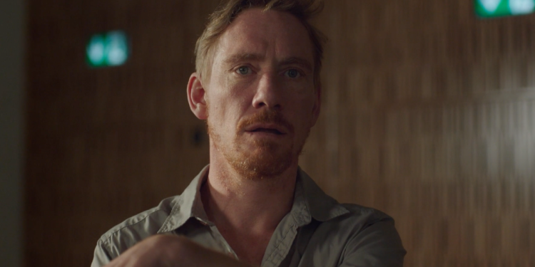 diplomacy-turns-(hilariously)-horrifying-in-short-film-hand-in-hand-–-gizmodo