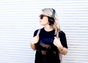 facebook-reportedly-offering-musicians-and-celebrities-up-to-$50000-to-use-its-…-–-tubefilter.com