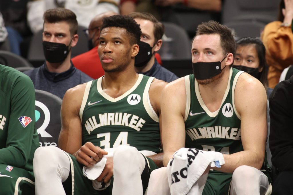 here's-what-giannis-antetokounmpo-posted-on-instagram-after-the-bucks-beat-the-…