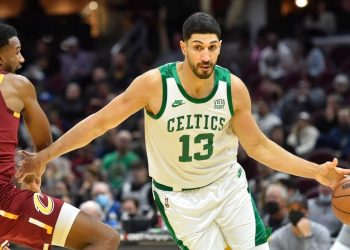 “in-your-face,-lebron-james!”:-enes-kanter-puts-up-instagram-post-responding-to-lakers-…