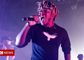 sing-your-dialect:-live-twitter-karaoke-party-joined-by-ksi,-declan-rice-and-aaron-ramsdale-–-bbc