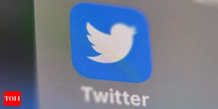 twitter-investigating-bug-that-unexpectedly-logs-out-iphone-users-–-times-of-india