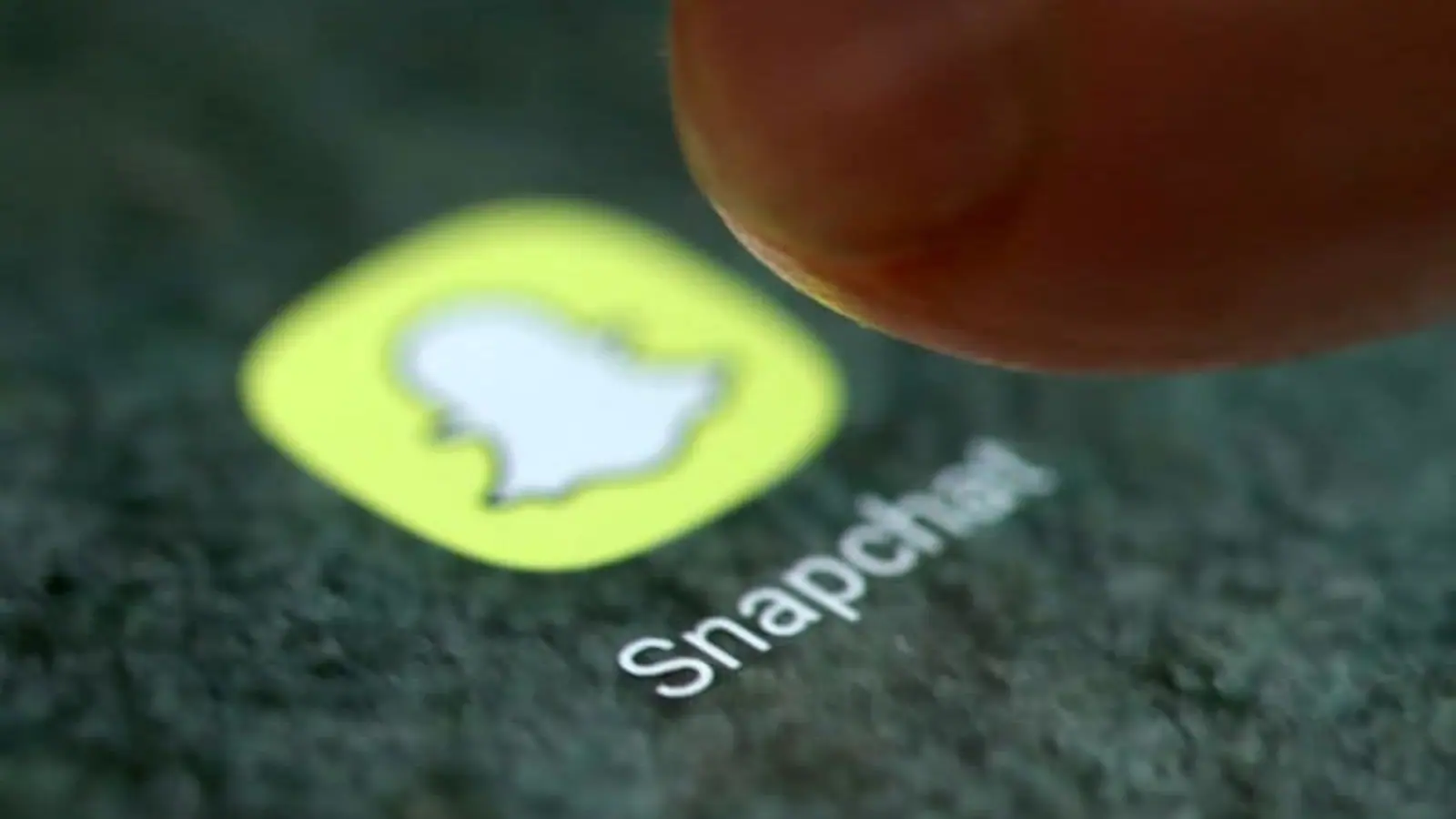 snapchat-brings-harry-potter-lens:-how-to-apply-and-create-snaps-–-hindustan-times-tech