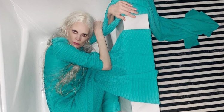 the-best-fashion-instagrams-of-the-week:-lizzo,-kourtney-kardashian,-halsey,-and-more-|-vogue