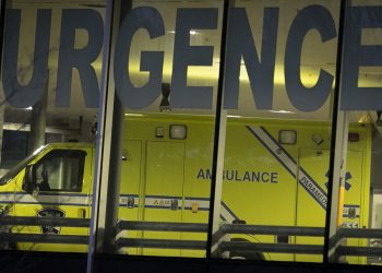teen-driver-dies-after-collision-with-lamp-post-in-drummondville-|-montreal-gazette