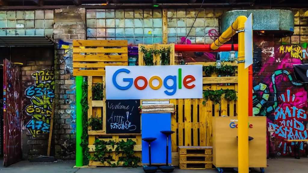 google-fined-in-russia-for-not-deleting-banned-content-from-search,-youtube-|-technology-news