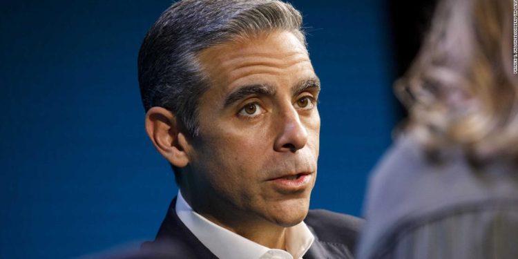 meta-exec-behind-facebook's-cryptocurrency-project-to-step-down-–-cnn