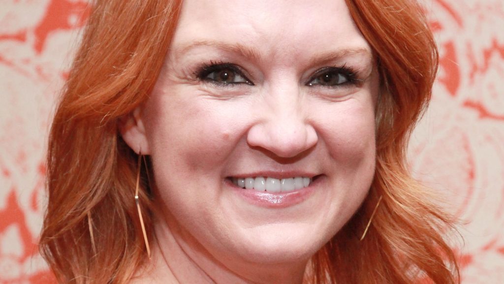 instagram-is-loving-how-ree-drummond-is-her-son's-biggest-fan-–-mashed