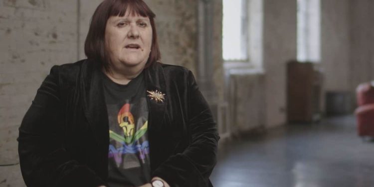 lisa-power-on-harmful-conspiracy-theories-and-stigma-of-aids-epidemic-–-pinknews