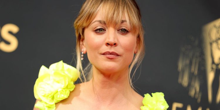 kaley-cuoco-shares-a-throwback-instagram-that-'big-bang-theory'-fans-will-definitely-appreciate