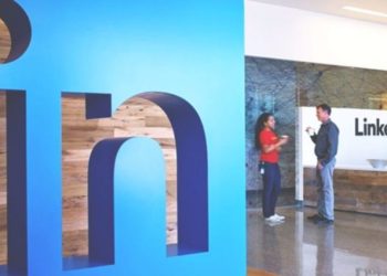 linkedin-will-now-support-hindi,-their-1st-regional-language-support-in-india-–-trak.in