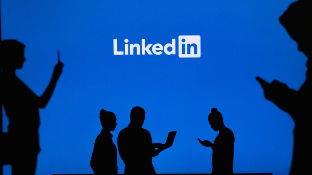 how-to-stay-anonymous-on-linkedin-–-mashable