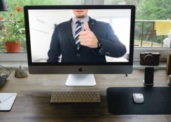man-appears-for-interview-in-friend's-clothes,-bags-job.-impressed-boss-reveals-in-linkedin-post