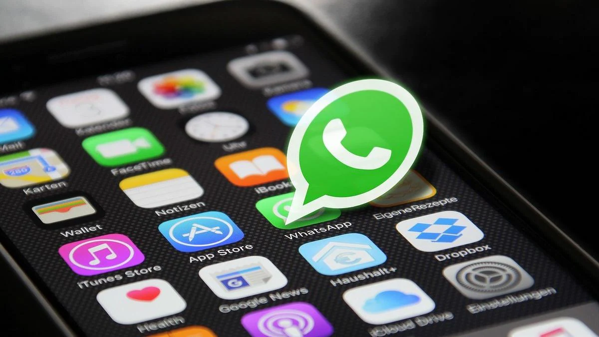 whatsapp-brings-new-features-to-keep-stalkers-away.-check-how-it-works-–-bgr-india