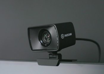 logitech-brio-4k,-streamcam,-and-elgato-facecam-fall-to-amazon-lows-from-$130-–-9to5toys