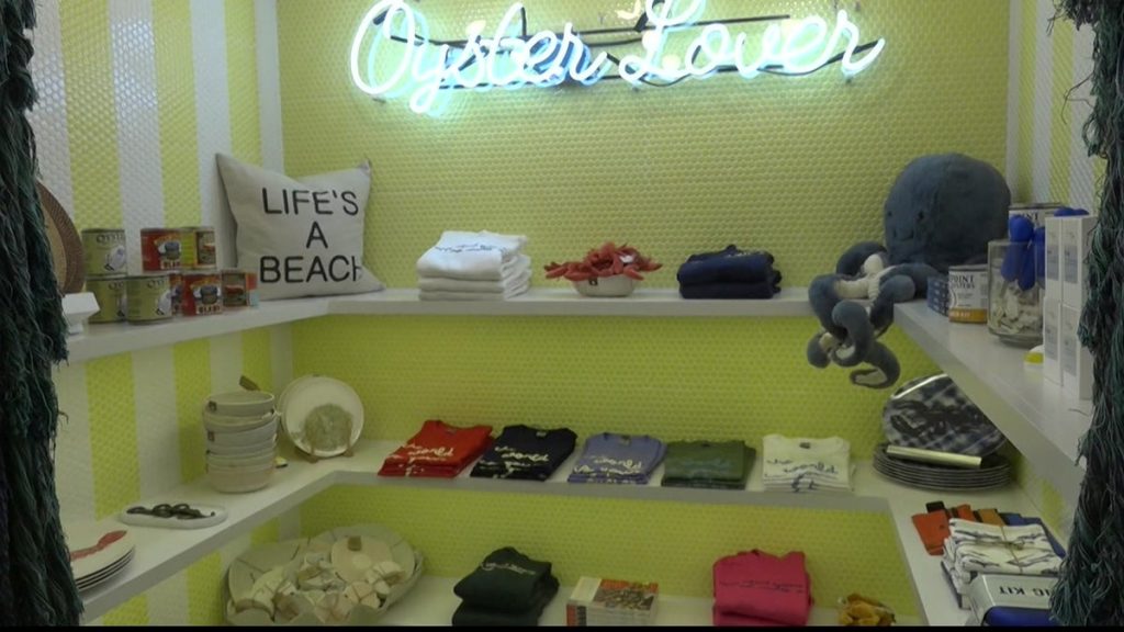 instagram-account-highlights-local-businesses-with-perfect-gift-ideas-–-news-12-bronx