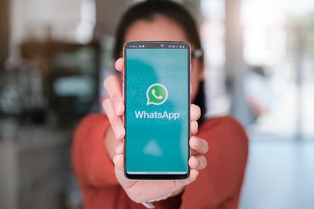 whatsapp-introduces-a-new-feature:-eyes-on-camera-–-nintendo-power