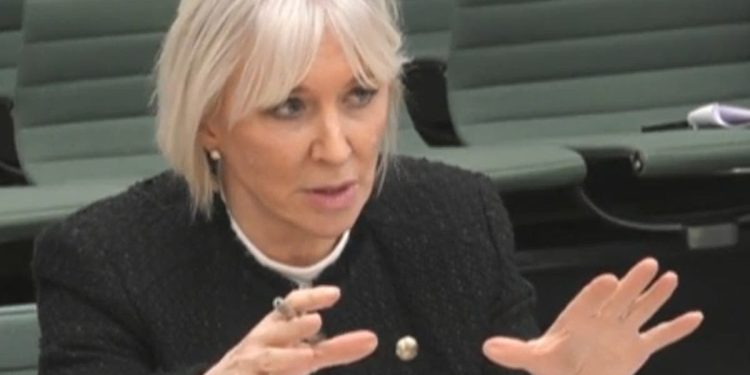 nadine-dorries-ousted-from-tory-whatsapp-group-for-praising-pm-|-evening-standard