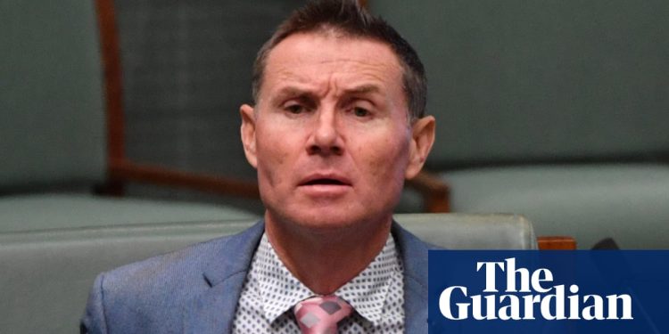 liberal-mp-andrew-laming-to-be-taken-to-court-by-electoral-commission-over-facebook-page